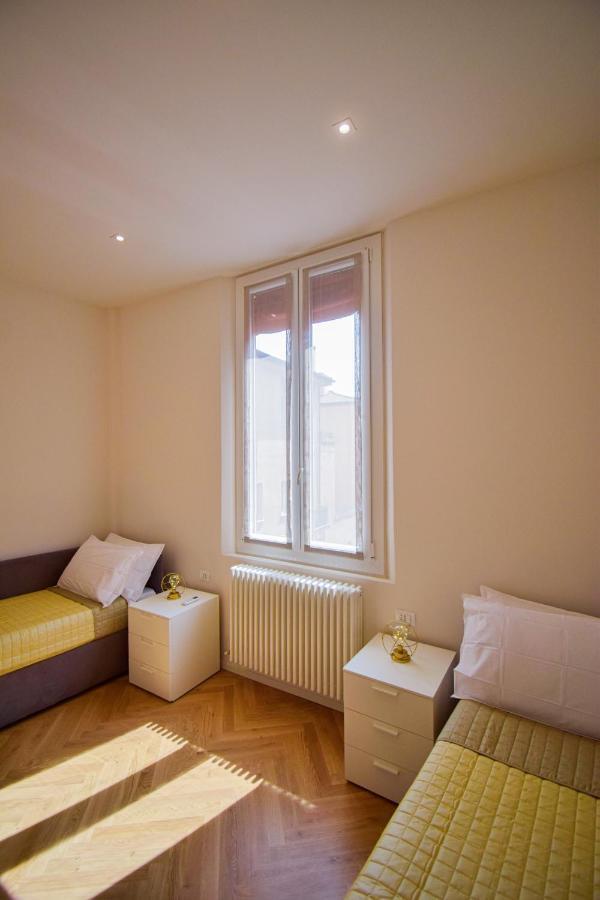 Sibilla Suite Apartment - Via Piella 14 Bologna Luaran gambar
