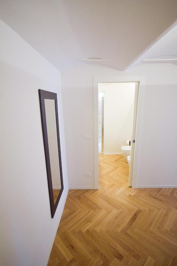 Sibilla Suite Apartment - Via Piella 14 Bologna Luaran gambar