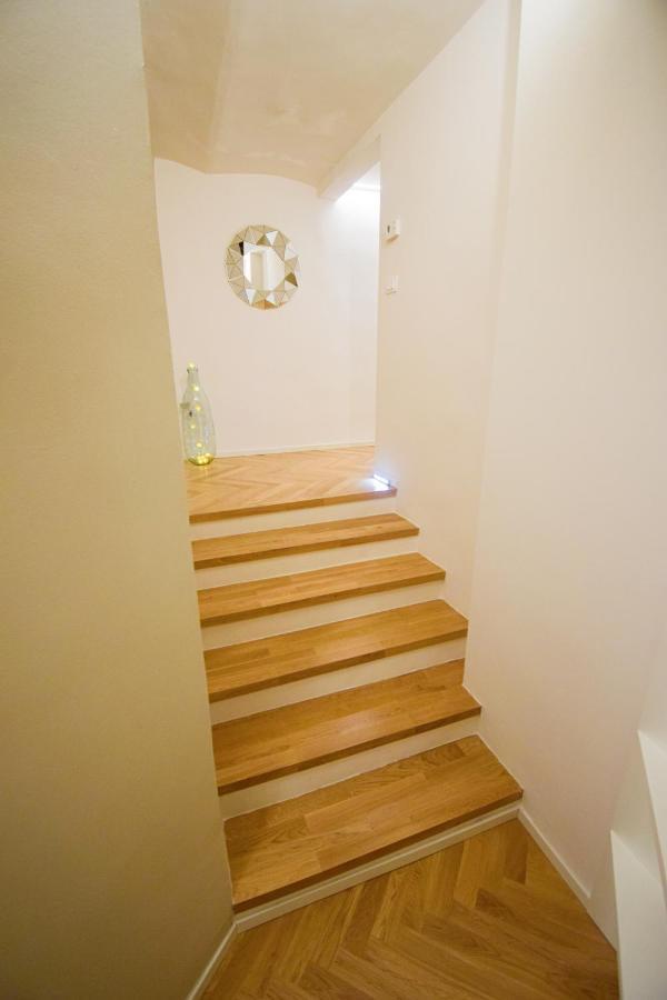 Sibilla Suite Apartment - Via Piella 14 Bologna Luaran gambar